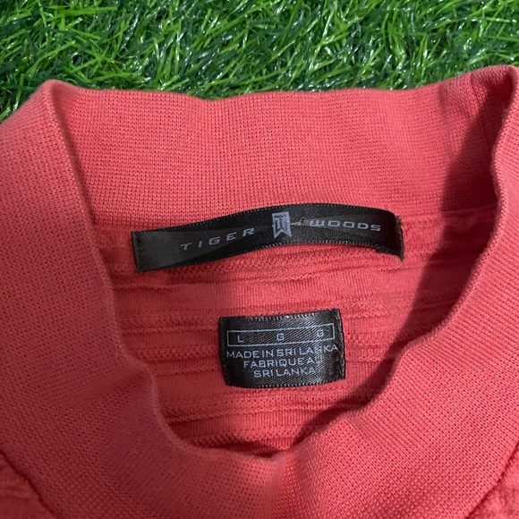 Vintage Nike x Tiger Woods Golf Shirt Coral - Picture 2 of 2
